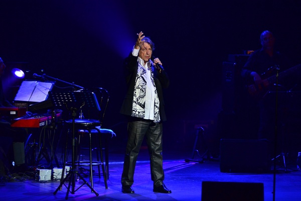 Herve Vilard Au Casino Du Liban
